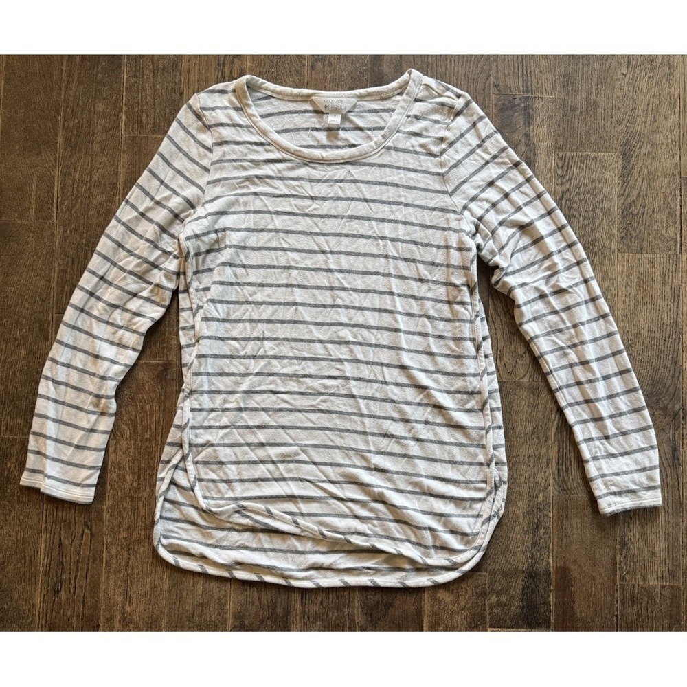 Market & Spruce‎ womens size M white and gray striped longsleeve shirt